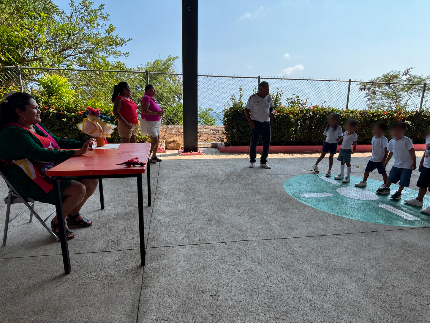 Despedida de la Mtra. Yuvisdali — fotografía 3